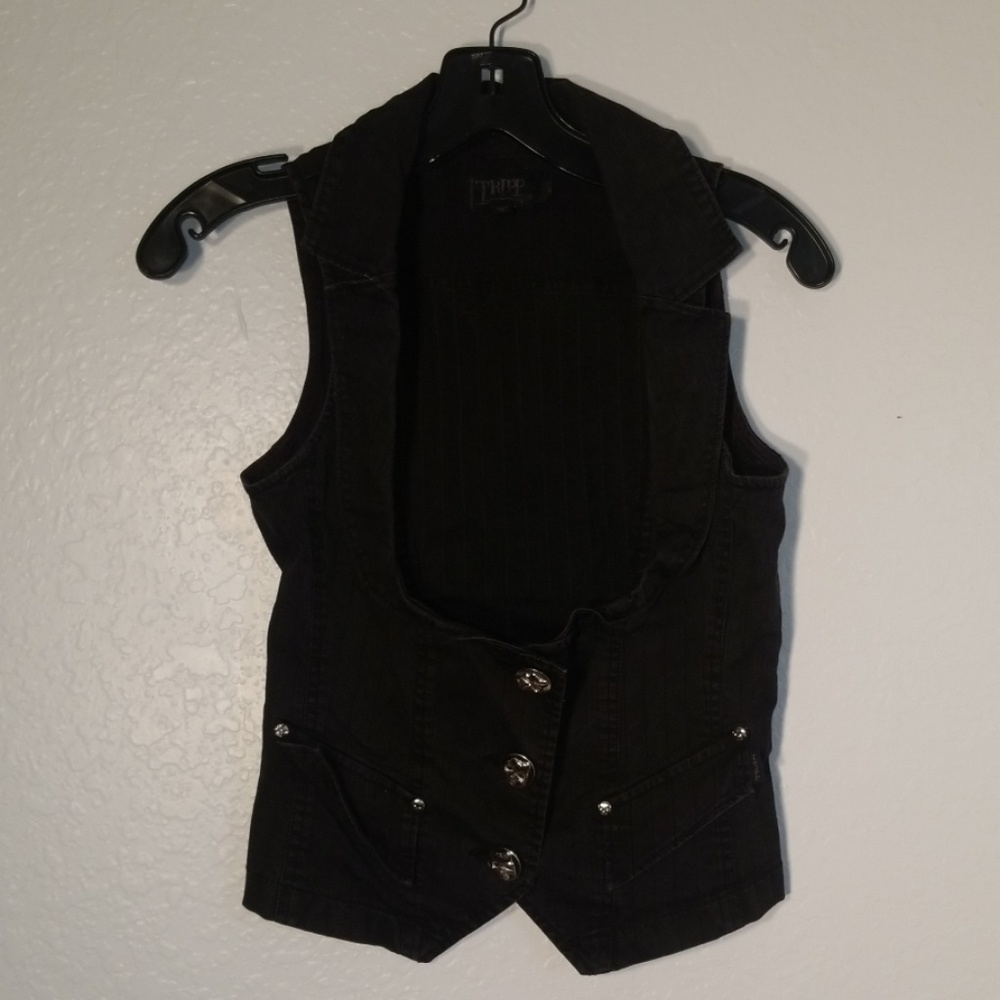 Tripp Black Skull Vest - EUC small